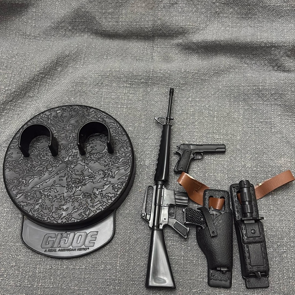 GI Joe Doll Stand and Accessories (Gun and Knife) Bundle